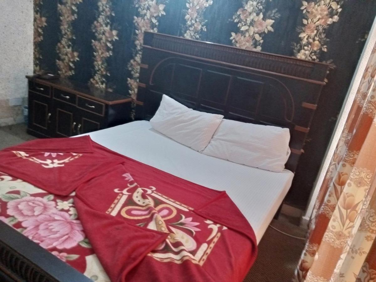 Hotel De Grand ราวัลปินดี ภายนอก รูปภาพ