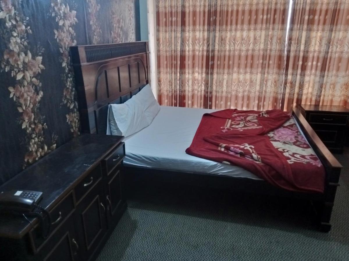 Hotel De Grand ราวัลปินดี ภายนอก รูปภาพ