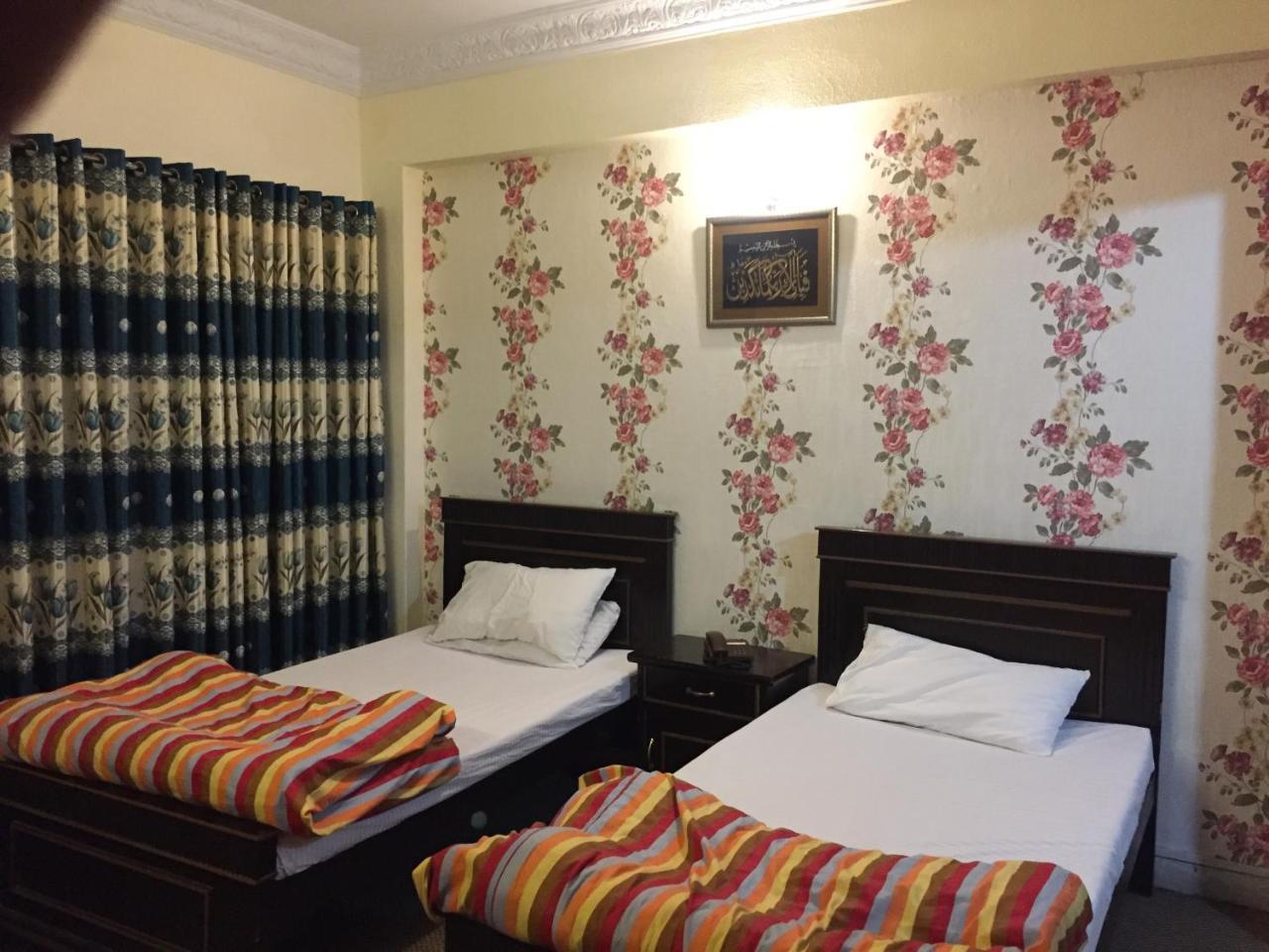 Hotel De Grand ราวัลปินดี ภายนอก รูปภาพ