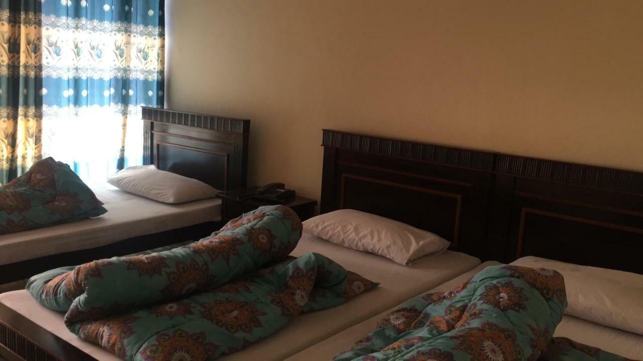 Hotel De Grand ราวัลปินดี ภายนอก รูปภาพ